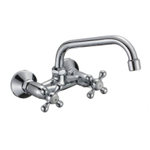 Double Handle Hot e Fria Spray flexível, montagem de parede Aço inoxidável Misturador de pia de cozinha torneira